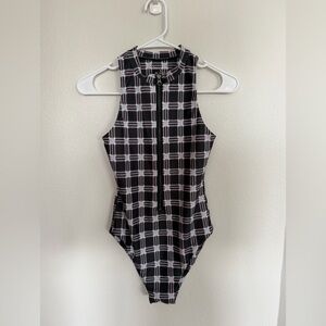 2BDesired swimsuit one piece high neck bodysuit small quilt Hawaiian print